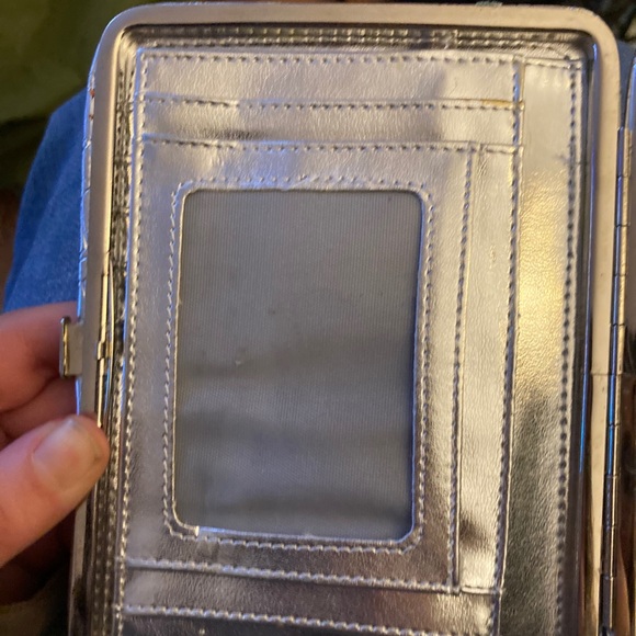 Wallet - Picture 6 of 7